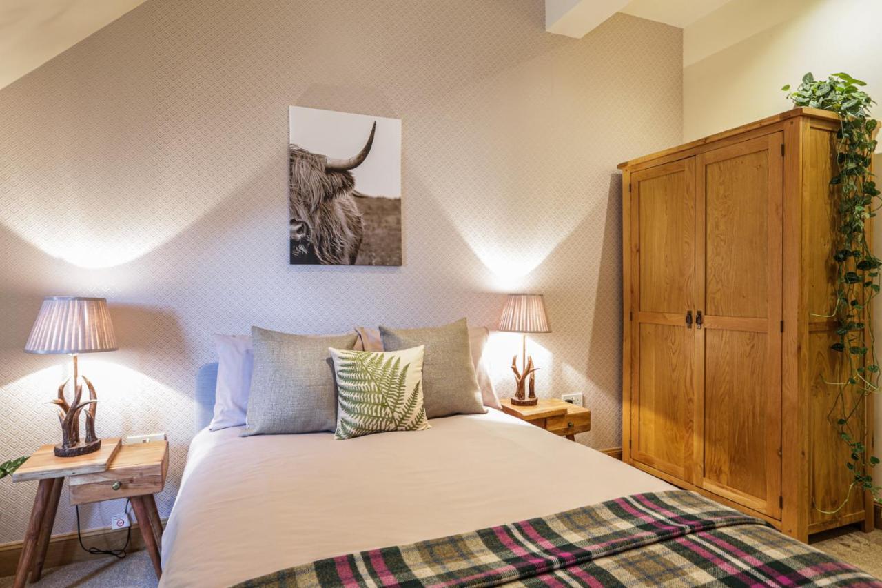St Andrews House Hotel Ballater Exterior photo